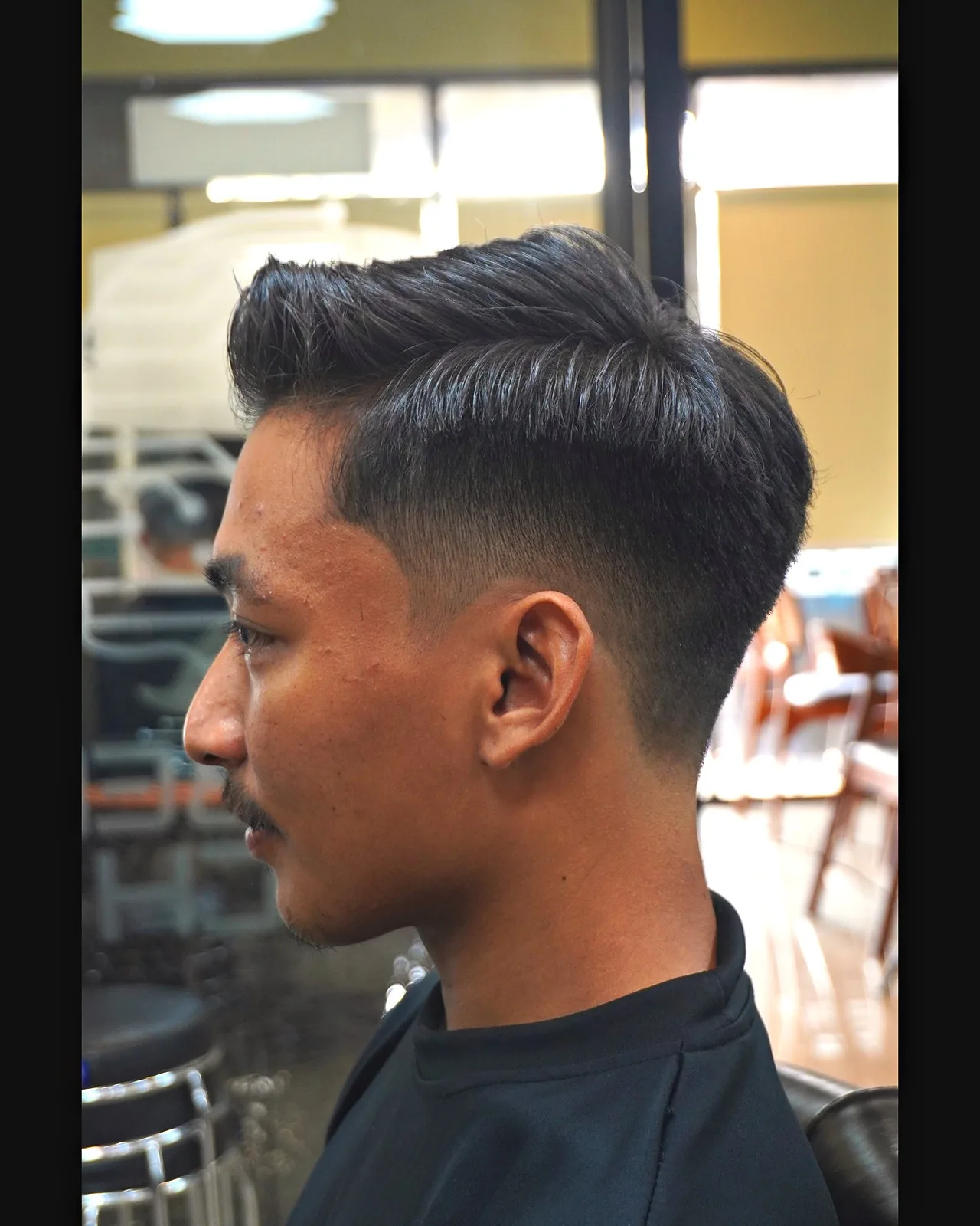 Hasil cukur Barbertech: fade samping
